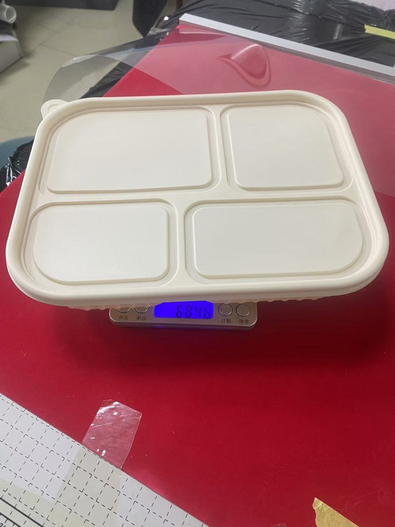 813 PLA Obetavna uporaba biološko razgradljive namizne posode PLA v pretisnih omotih v okolju prijazni namizni posodi