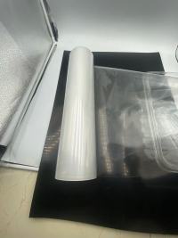 La película CPP354 CPP protege contra la degradación por humedad y oxígeno del ingrediente activo, lo que garantiza que la tableta siga siendo efectiva hasta el vencimiento.