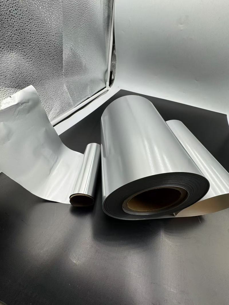 0092 Uporaba srebrne PVC folije in aluminijaste folije v embalaži farmacevtskih pretisnih omotov