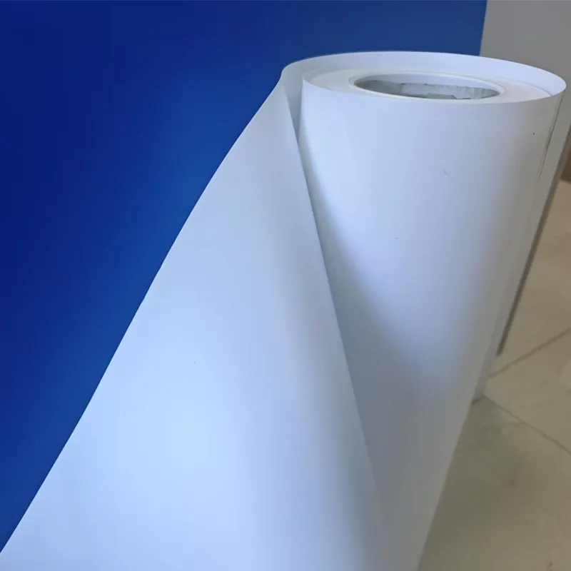 Bela PS termoformirana plastična plošča
