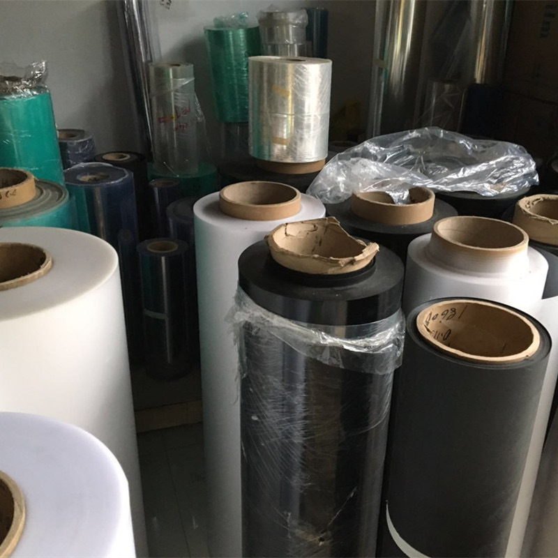 Sử dụng tấm Polycarbonate để đảm bảo an toàn cháy nổ vượt trội: Phân tích chuyên sâu