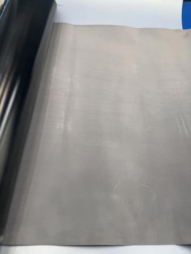 Raziskovanje vsestranskosti PVC folije za kosmičenje v embalaži za očala, nakit in alkohol