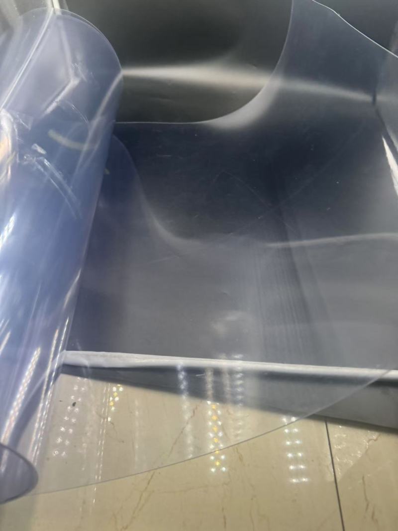 การสำรวจความหลากหลายของฟิล์ม : คุณสมบัติและการใช้งานในผลิตภัณฑ์แบบพุพอง แม่พิมพ์ และบรรจุภัณฑ์