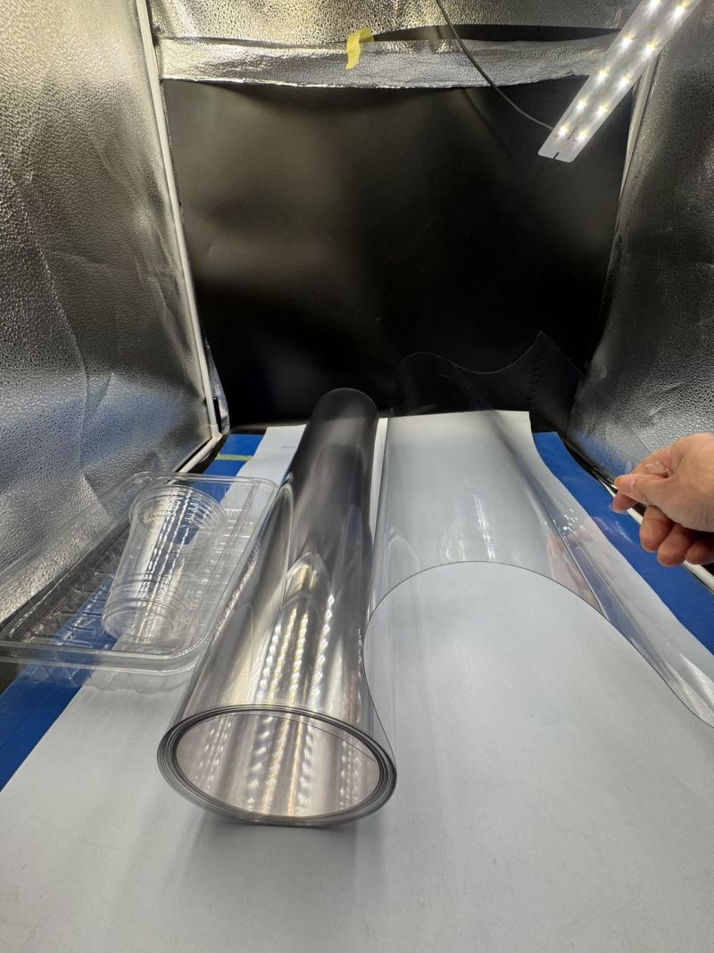Afsløring af klarheden: Ultra-transparent PET-film i bordserviceblisteremballage