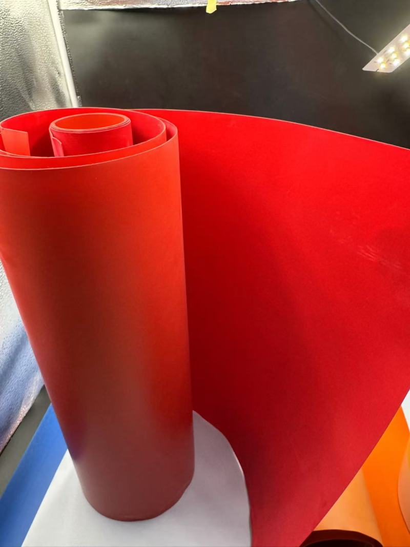 Màng phủ PVC trong suốt: Nâng tầm bao bì với phong cách và chất lượng