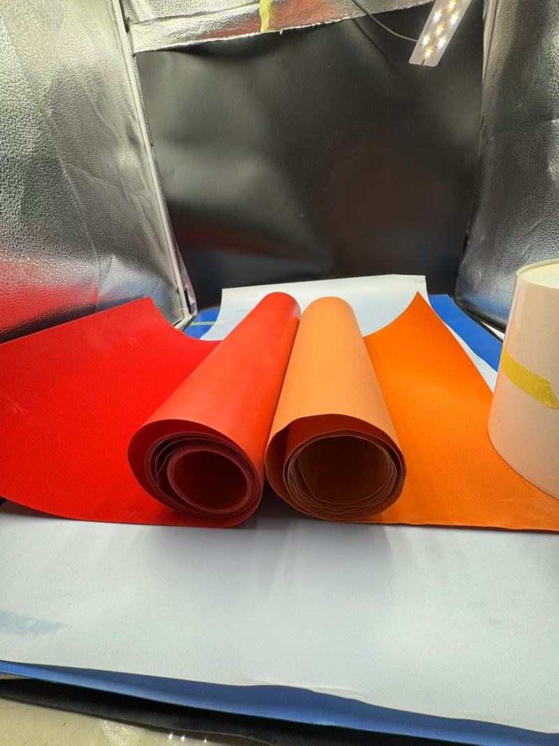 Màng phủ PVC trong suốt: Nâng tầm bao bì với phong cách và chất lượng