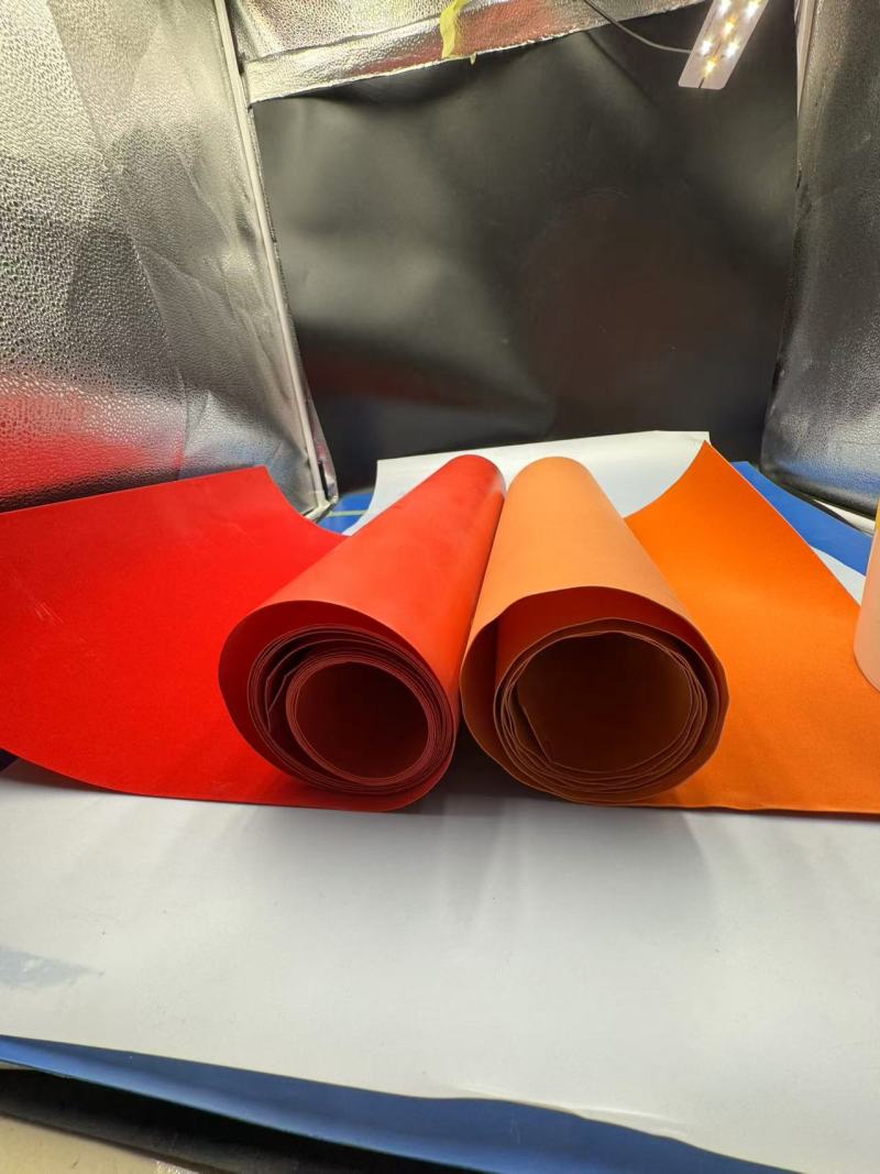 Màng phủ PVC trong suốt: Nâng tầm bao bì với phong cách và chất lượng