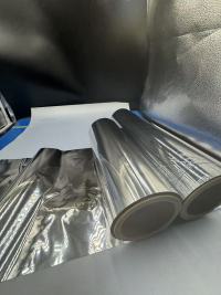 Les propriétés remarquables et les applications polyvalentes du film métallisé PET dans l'emballage