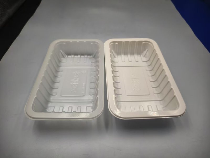 Weißes Einweg-Lebensmitteltablett aus PP