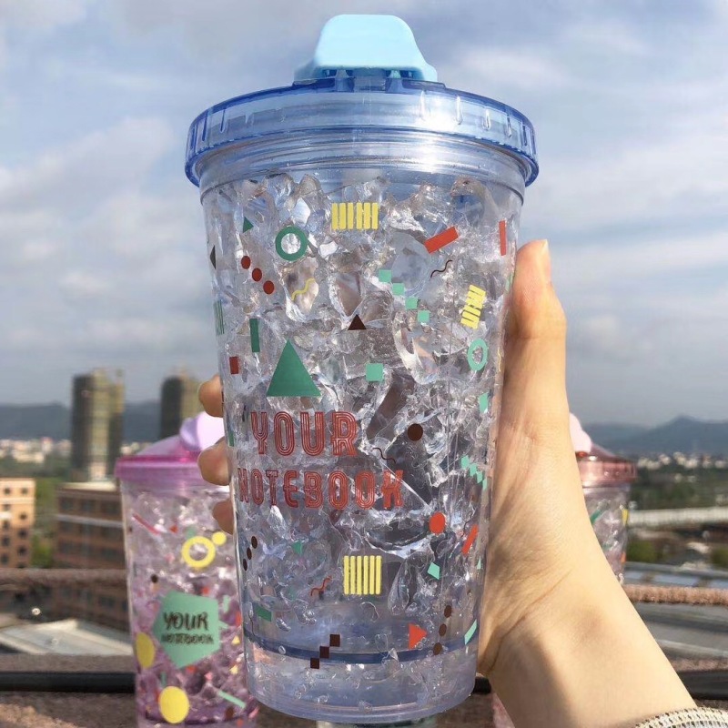 Lastnosti in uporaba prozorne PET folije v blister embalaži namiznega pribora