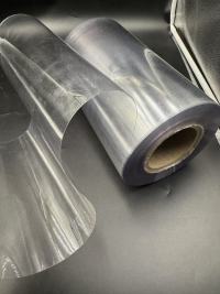 Lastnosti in uporaba prozorne PET folije v blister embalaži namiznega pribora