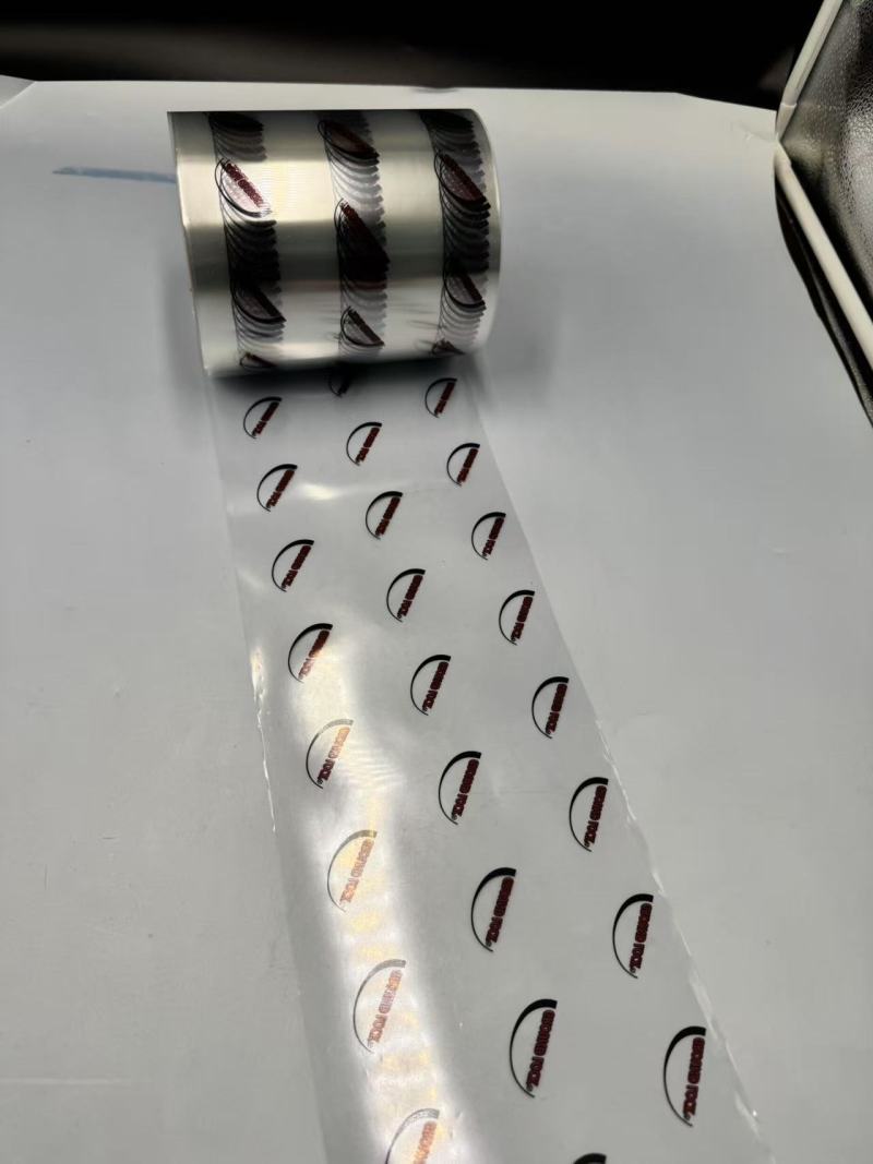 Film thermoscellable PET transparent : caractéristiques et applications dans l'emballage alimentaire