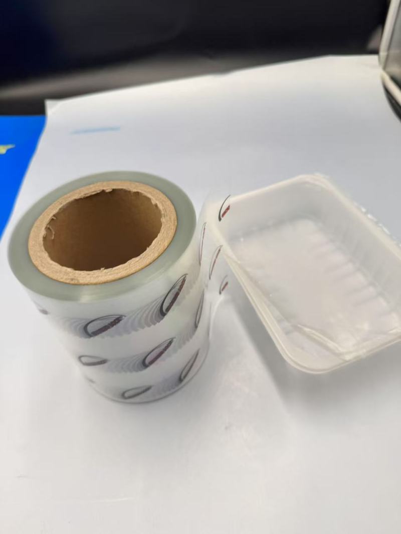 Film thermoscellable PET transparent : caractéristiques et applications dans l'emballage alimentaire