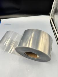 Prozorna PVC/PVDC folija: Značilnosti in uporaba v živilski in farmacevtski embalaži