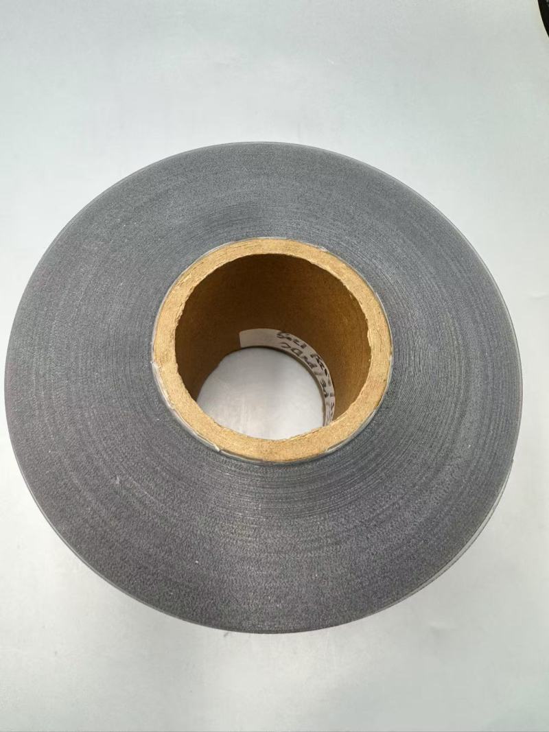 Prozorna PVC/PVDC folija: Značilnosti in uporaba v živilski in farmacevtski embalaži