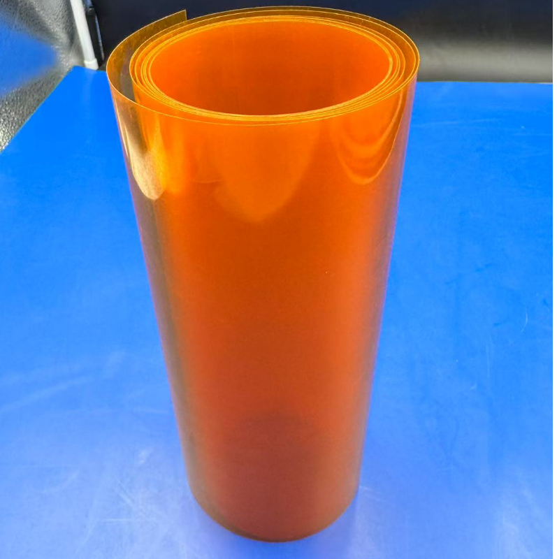 Eigenschaften und Anwendungen von durchscheinender orangefarbener PVC-Folie in der Verpackung von flüssigen und trockenen Lebensmitteln