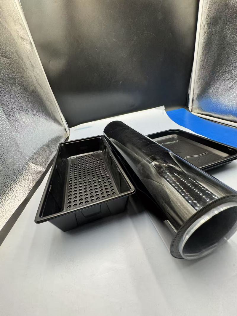 Характеристики и применение черной пленки ППЕВОН в одноразовых столовых приборах и герметичной блистерной упаковке