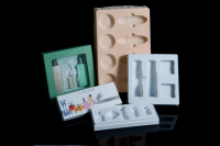 Eigenschaften und Anwendungen von grauer PVC-Samtfolie* in Blisterverpackungen für Kosmetika, Brillen und Schmuck