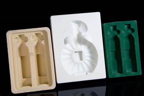 Eigenschaften und Anwendungen von grauer PVC-Samtfolie* in Blisterverpackungen für Kosmetika, Brillen und Schmuck