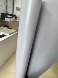 ฟิล์ม พีวีซี สีเทา: ทางเลือกที่ทนทานและหลากหลายสำหรับอุตสาหกรรมยุคใหม่