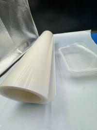 Características e aplicações do filme PP translúcido em embalagens blister de utensílios de mesa e decoração de engenharia