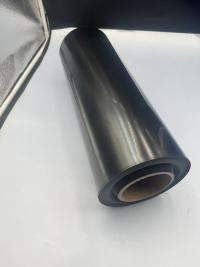 التنوع القوي لفيلم البوليسترين الأسود في أدوات المائدة والتغليف الإلكتروني