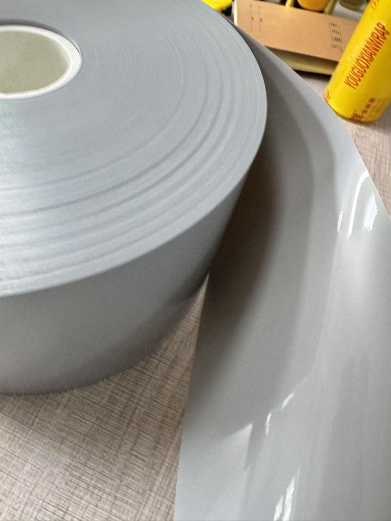 Tính chất vượt trội của màng PVDC xám trong bao bì dược phẩm