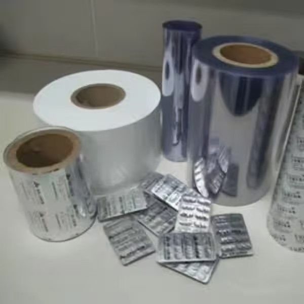 Weiße PVC-Folie: Eigenschaften und Anwendungen in der Pharma- und Lebensmittelverpackung