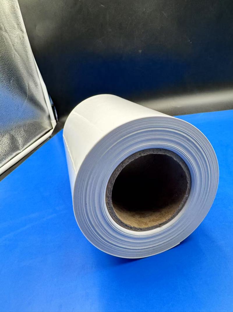 Weiße PVC-Folie: Eigenschaften und Anwendungen in der Pharma- und Lebensmittelverpackung
