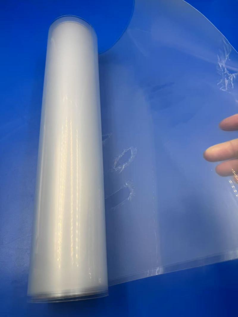 Az átlátszó PET-fólia sokoldalúságának bemutatása: Tulajdonságok és nyomtathatóság