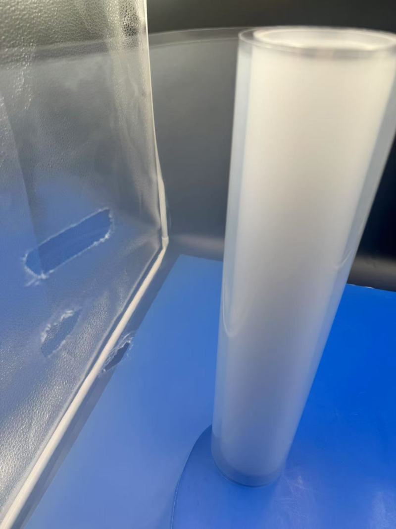 Az átlátszó PET-fólia sokoldalúságának bemutatása: Tulajdonságok és nyomtathatóság