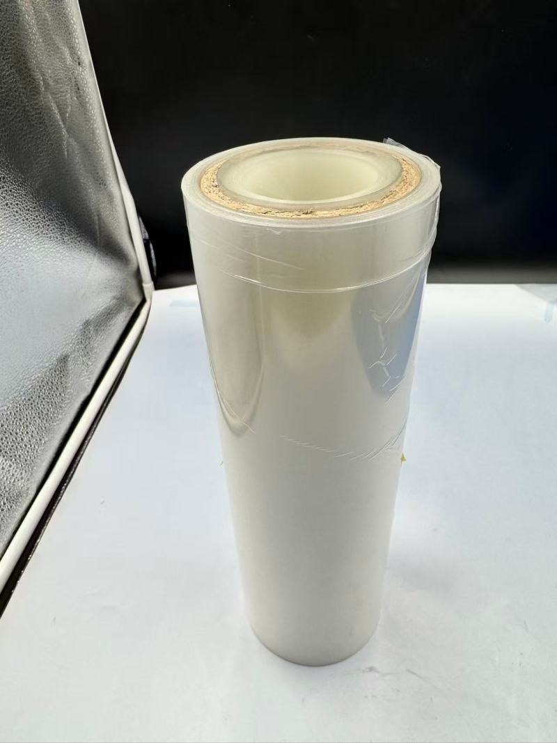 Film antibuée BOPS transparent révolutionnant la clarté et la fonctionnalité des emballages blister