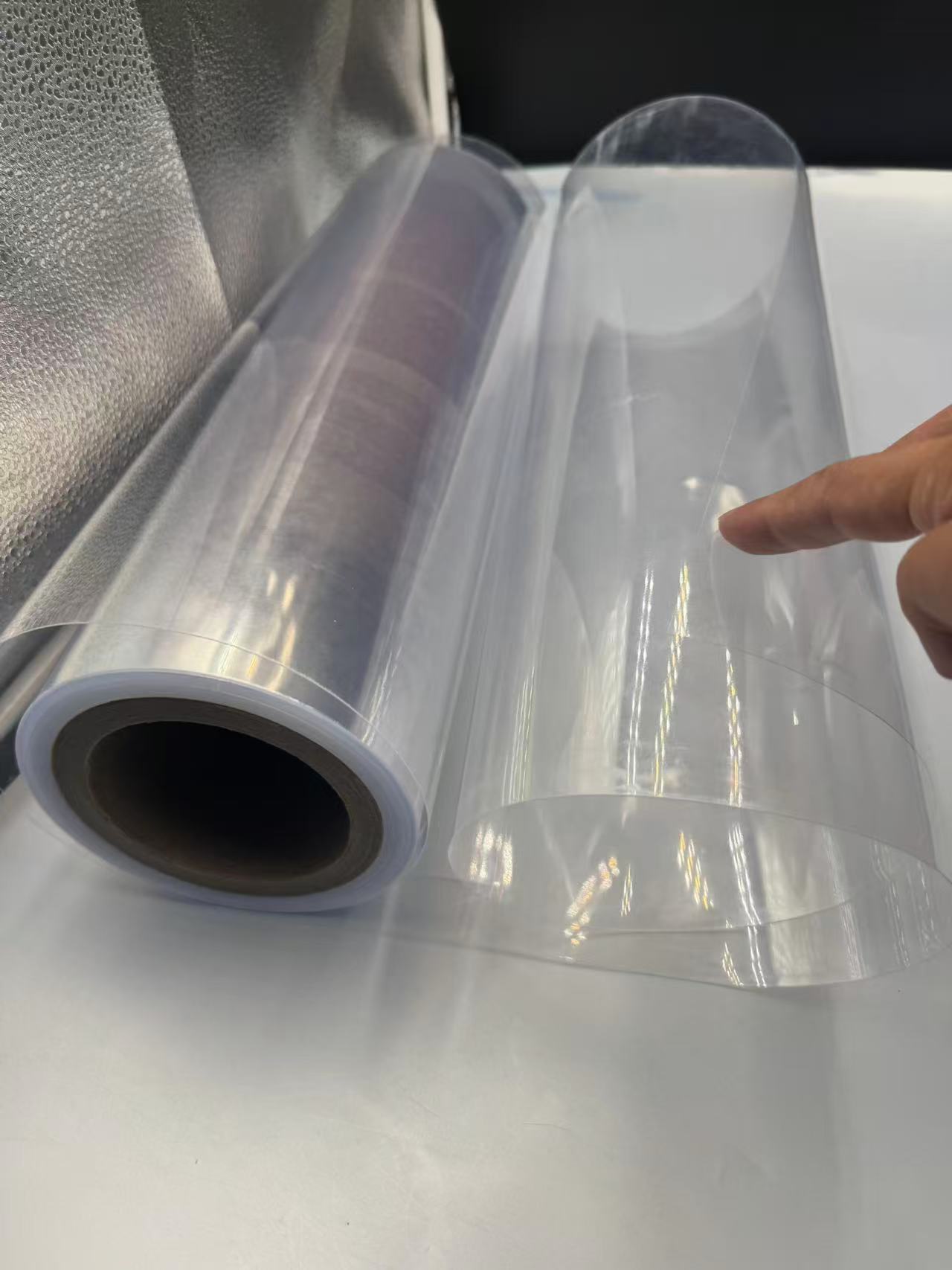Transparent vegetable packaging