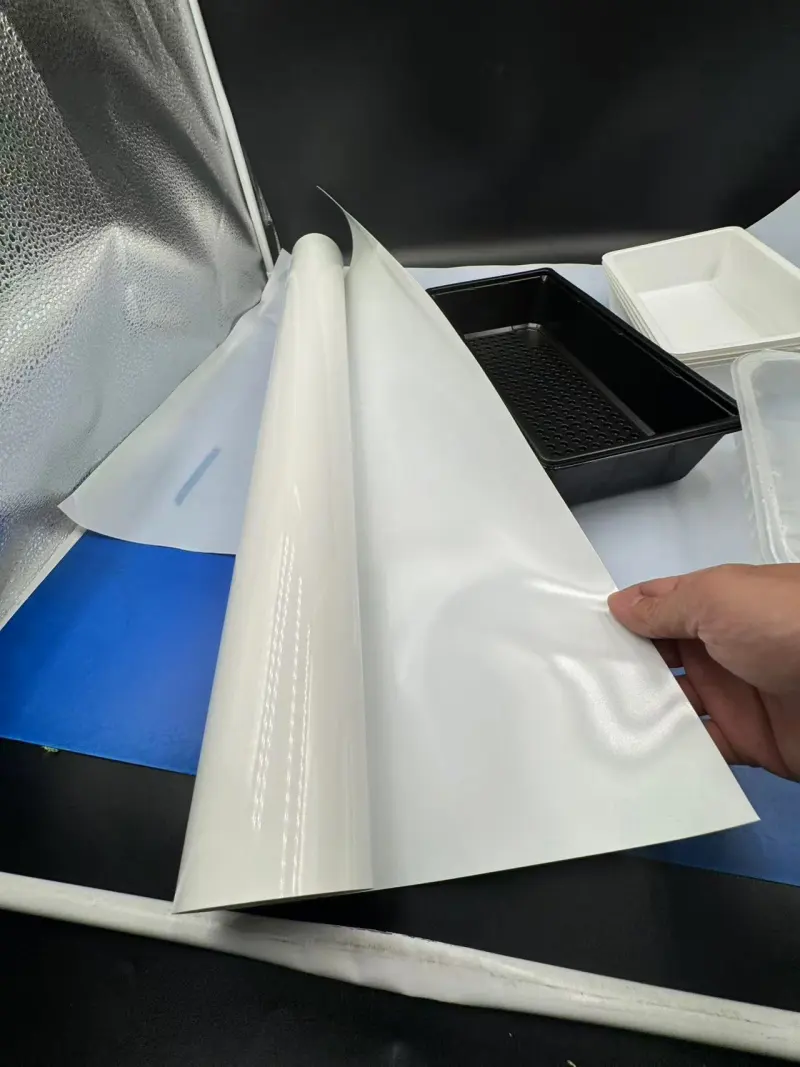 De uitzonderlijke eigenschappen van witte PVC-folie in diverse verpakkingstoepassingen