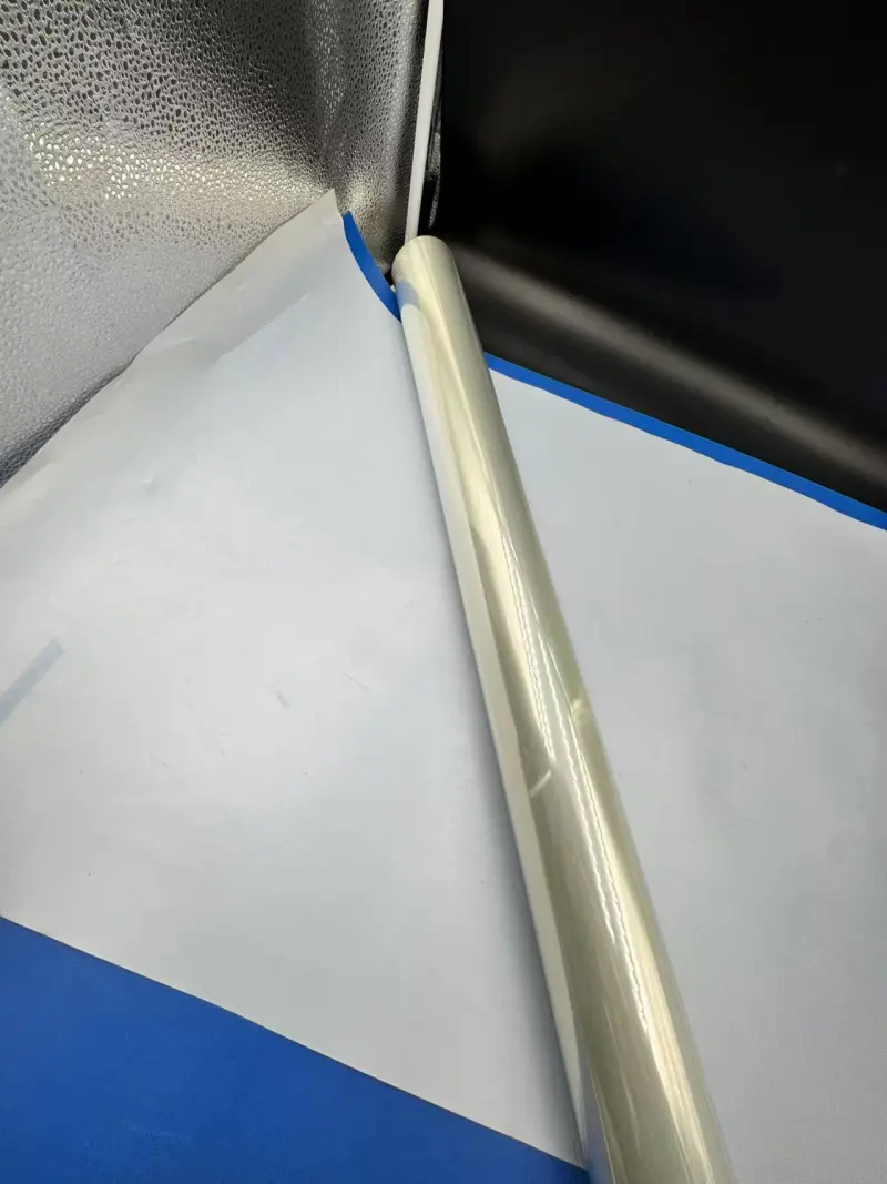 Značilnosti in uporaba prozorne PVC skrčljive folije v embalaži