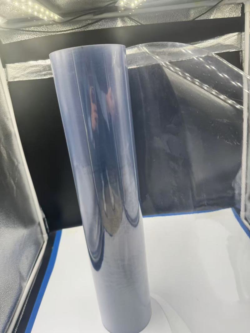 Les propriétés et applications polyvalentes du film PVC transparent dans l'emballage