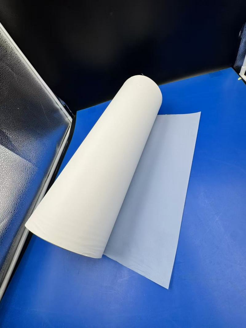 PLA folija: lastnosti in vsestranska uporaba