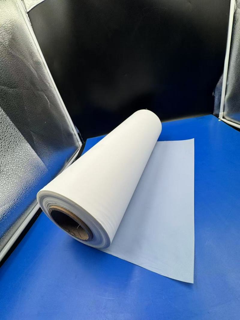 PLA folija: lastnosti in vsestranska uporaba