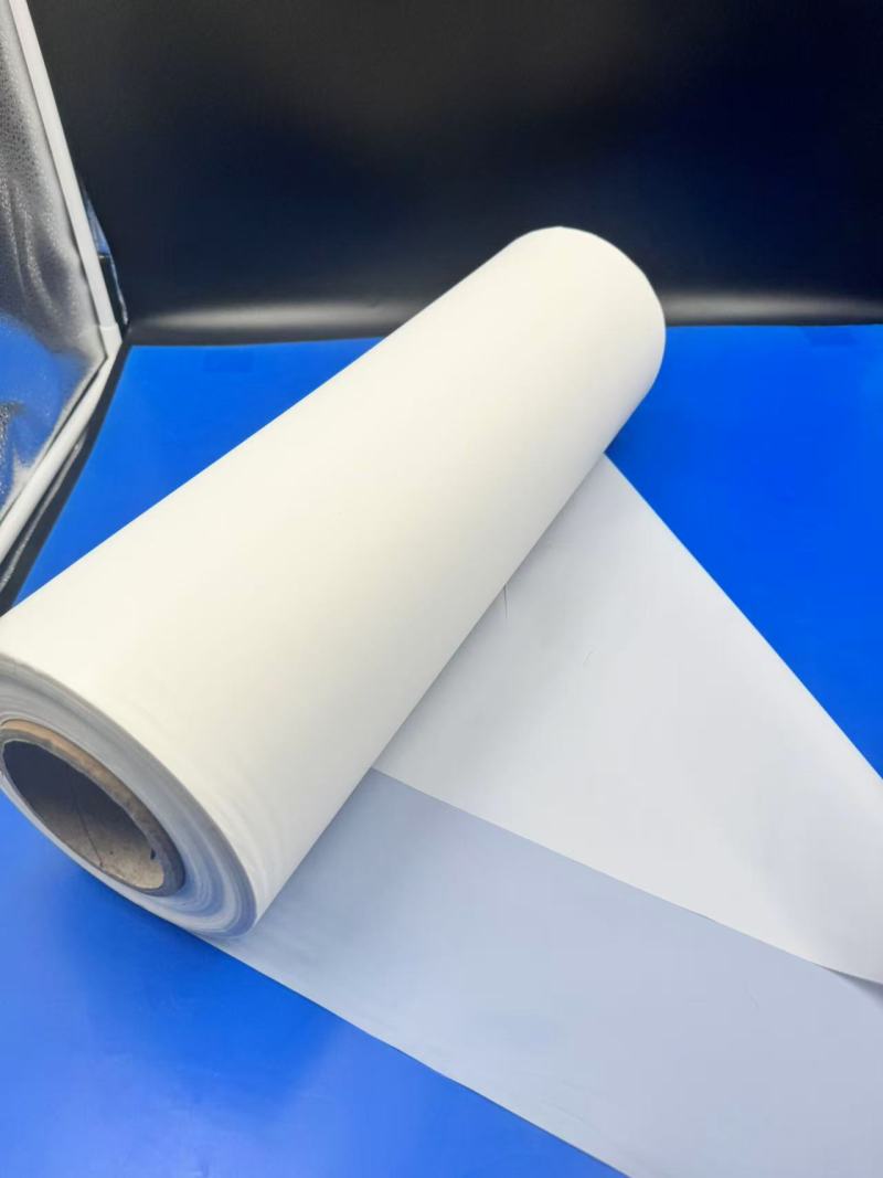 PLA folija: lastnosti in vsestranska uporaba