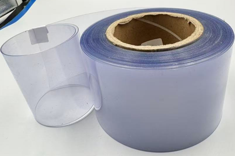 Caractéristiques et applications du film PVC/PVDC transparent dans les emballages sous blister pharmaceutiques et au-delà