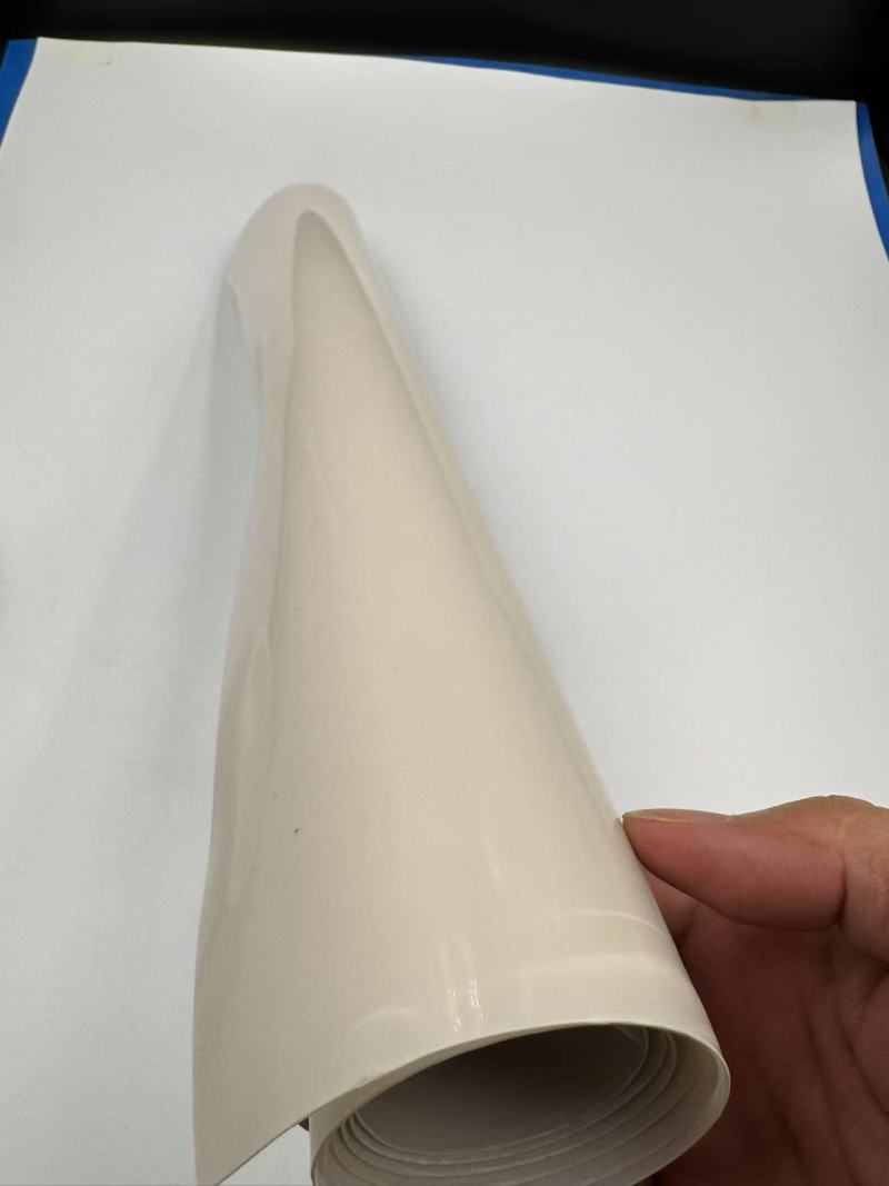 Изучение свойств и применения огнестойкой полипропиленовой пленки в современных отраслях промышленности