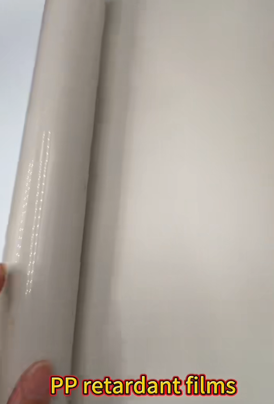 Изучение свойств и применения огнестойкой полипропиленовой пленки в современных отраслях промышленности