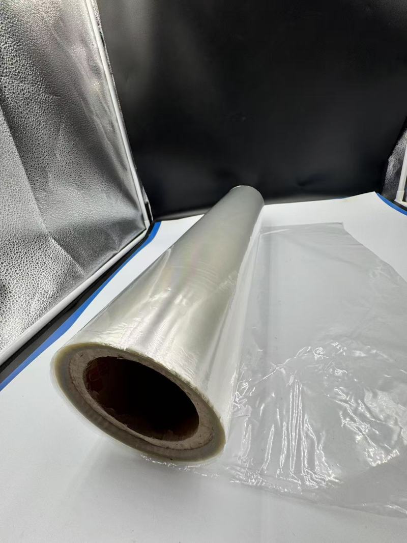 Сила прозрачной термоусадочной пленки ПЭТГ в революционном подходе к упаковке закусок, конфет, орехов и электроники