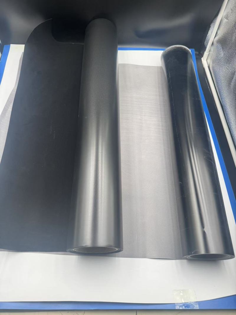 Khám phá các tính chất độc đáo và ứng dụng đa dạng của màng phủ PVC