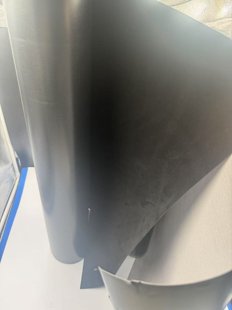 Khám phá các tính chất độc đáo và ứng dụng đa dạng của màng phủ PVC