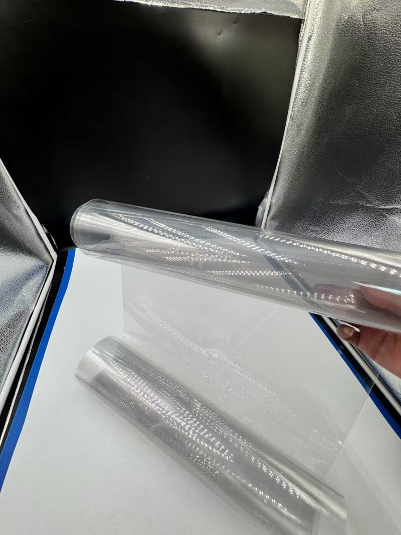 Características y aplicaciones de la película PLA transparente en envases sostenibles