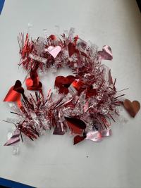 Thế giới sôi động của màng PVC/PET kim loại hóa: Thay đổi phong cách trang trí, thời trang và lễ hội