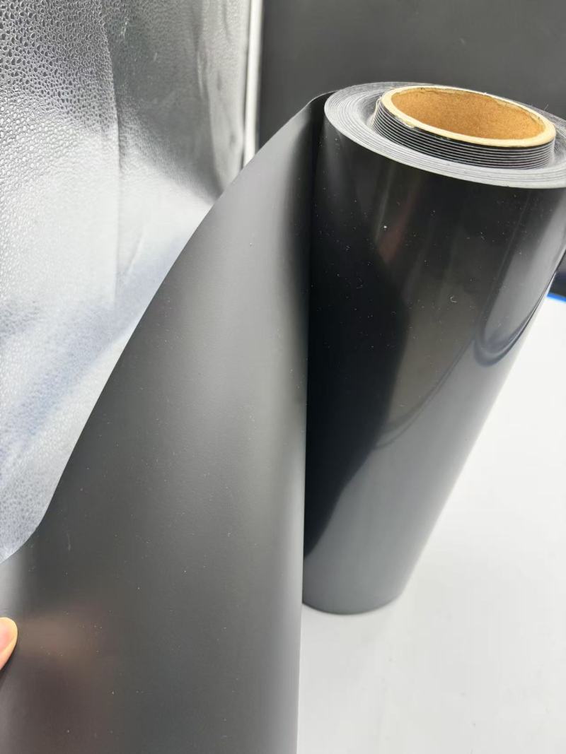 Eigenschaften und Anwendungen der schwarzen antistatischen PS-Folie in verschiedenen Branchen