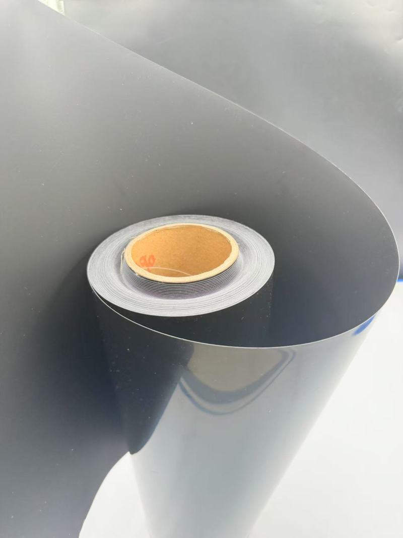 Eigenschaften und Anwendungen der schwarzen antistatischen PS-Folie in verschiedenen Branchen