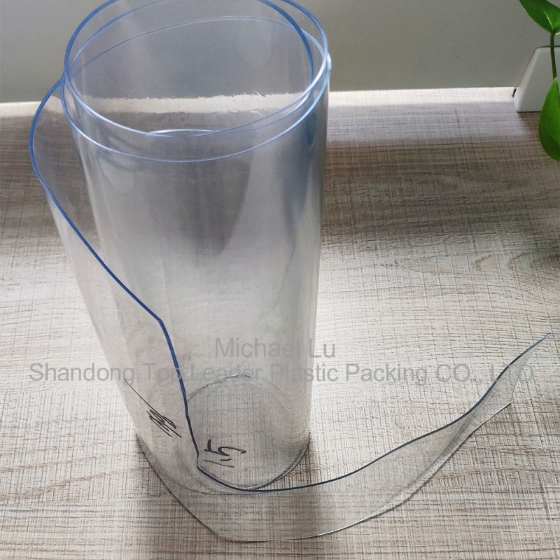 film PVC flexible respectueux de l'environnement utilisé pour la fabrication de sets de table